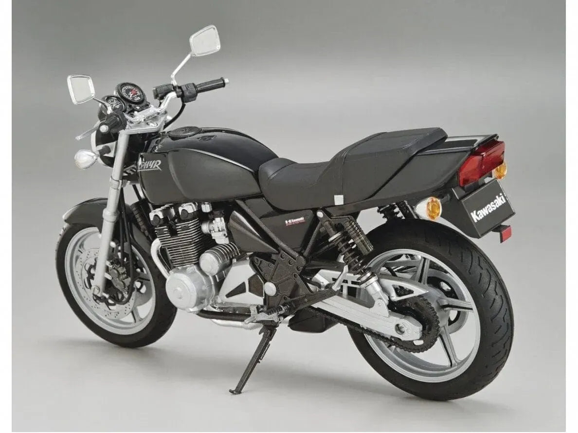 Baksas Surenkami modeliai Aoshima - Kawasaki ZR400C Zephyr '89