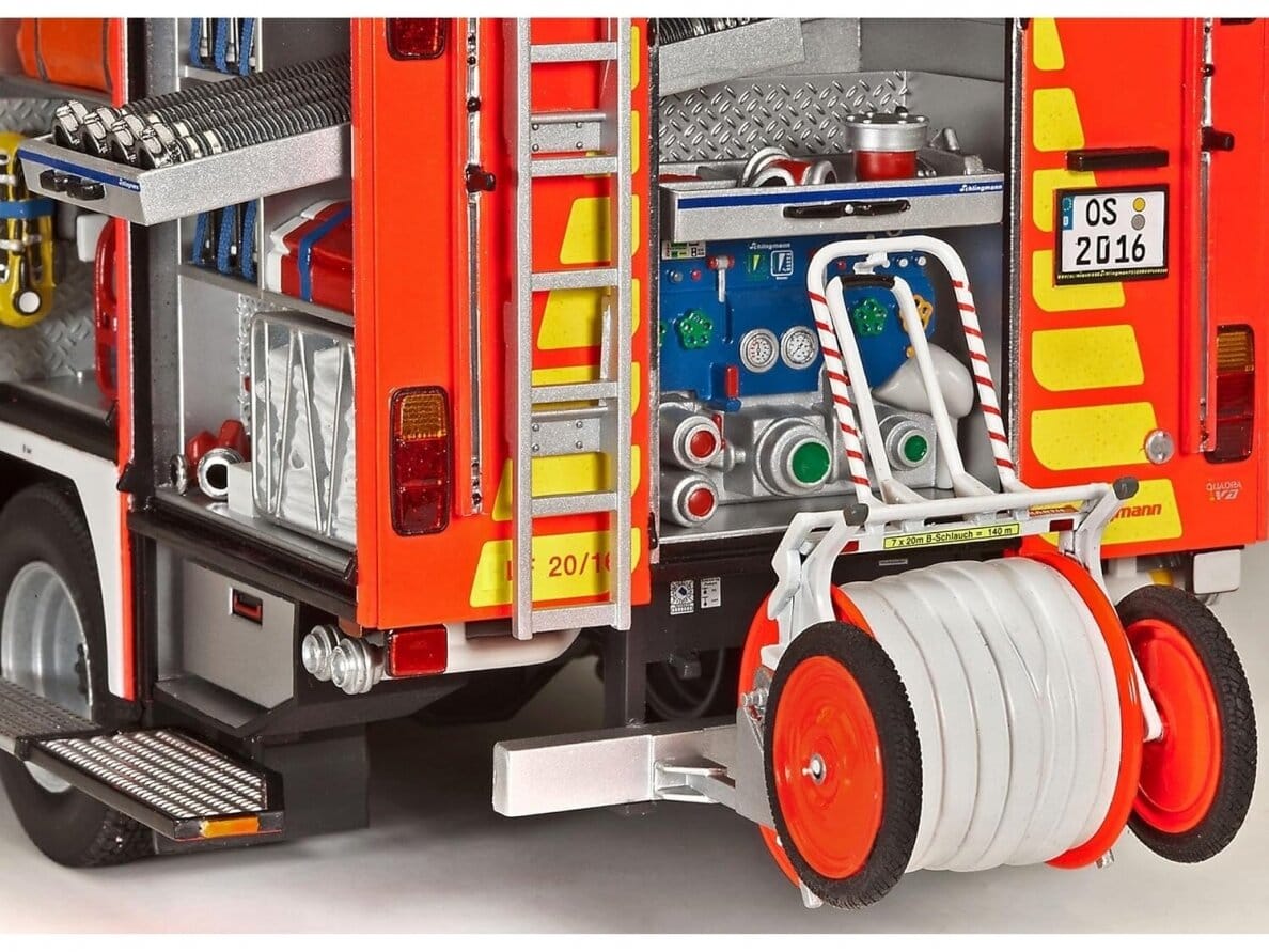 Baksas Surenkami modeliai Revell - Mercedes-Benz Atego 1529 AF Schlingmann LF20/16, 1/24