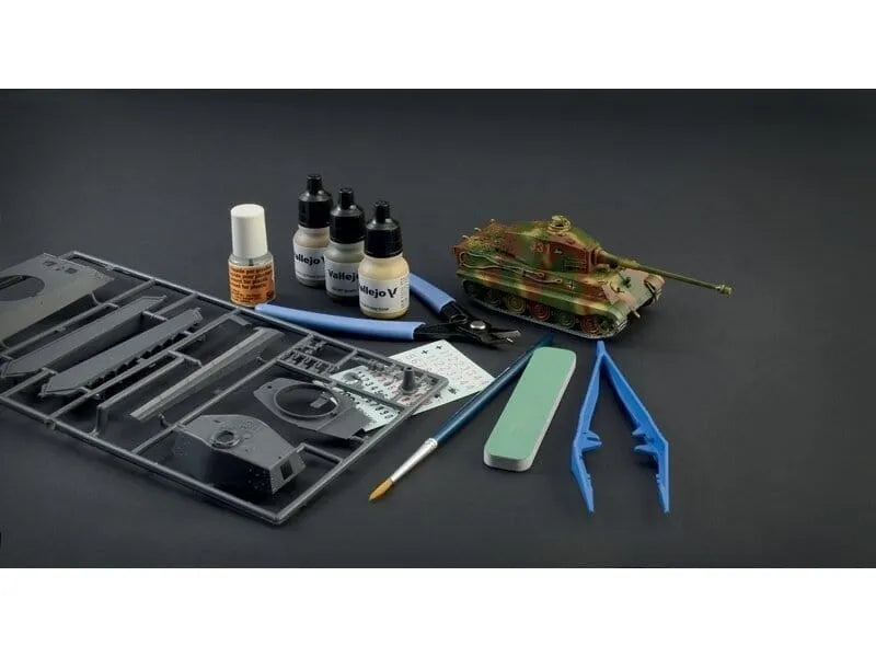 Italeri - Sd. Kfz. 182 King Tiger-Surenkami modeliai-Brain Games LT