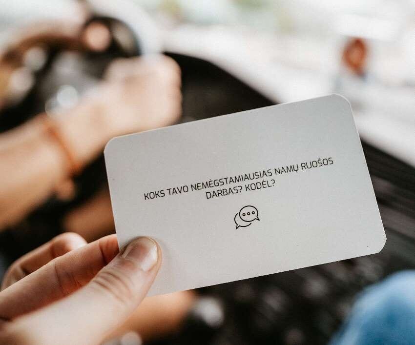 Pokalbių gidas Stalo žaidimai „Pašnekesiai” pokalbių kortelės draugams