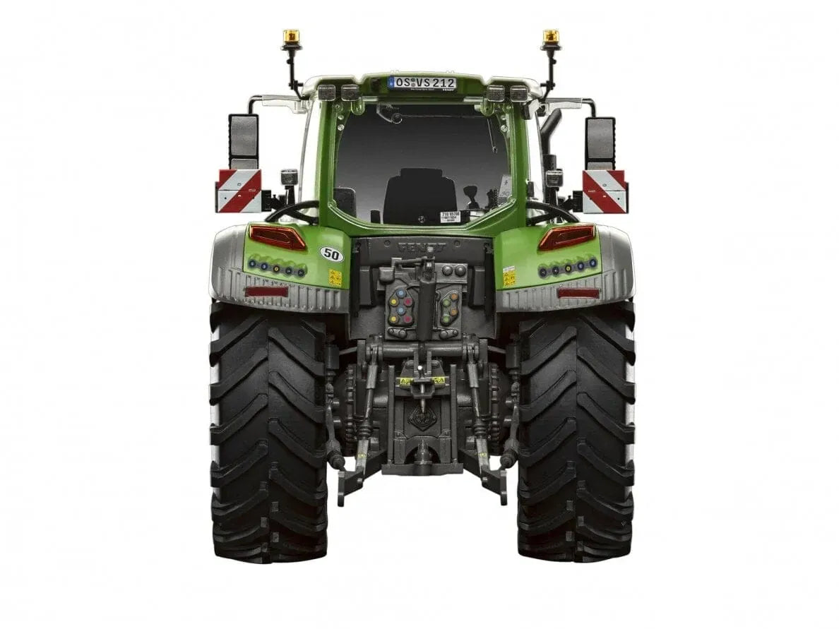 Baksas Stalo žaidimai Revell - Fendt 728 Vario Tractor (Click System), 1/20