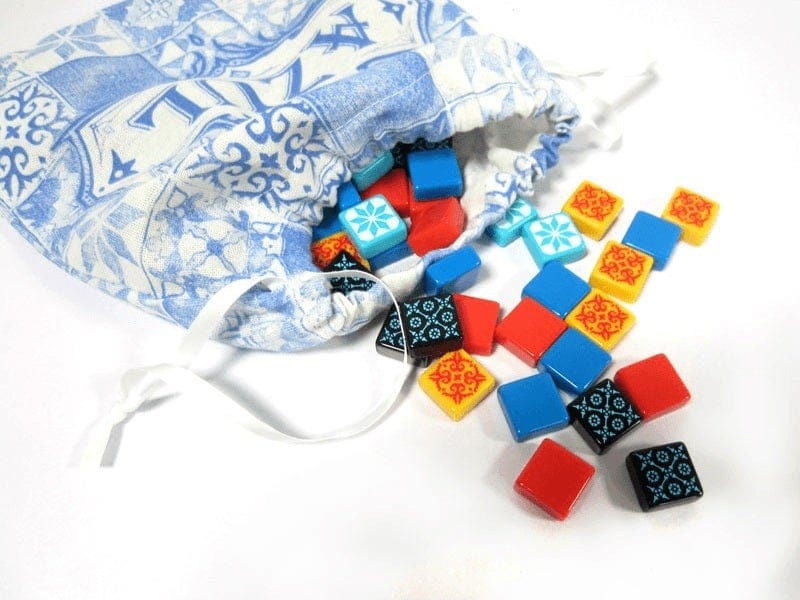 English Stalo žaidimai Azul