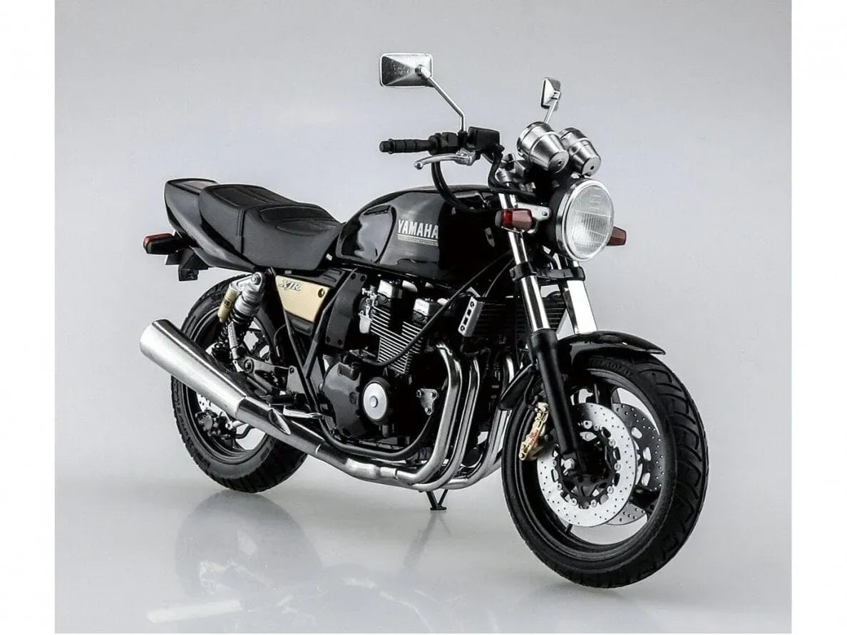 Baksas Surenkami modeliai Aoshima - Yamaha 4HM XJR400R '95