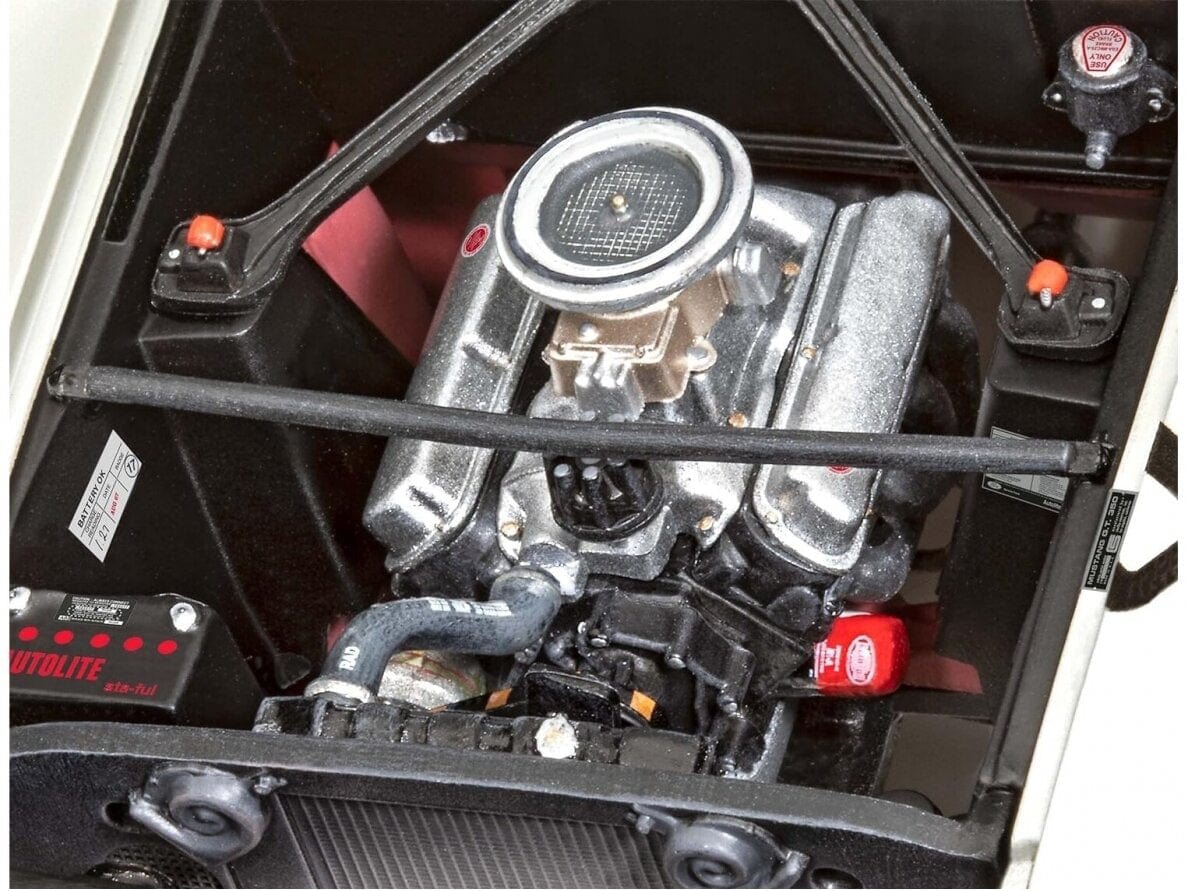 Baksas Surenkami modeliai Revell - '66 Shelby GT350R