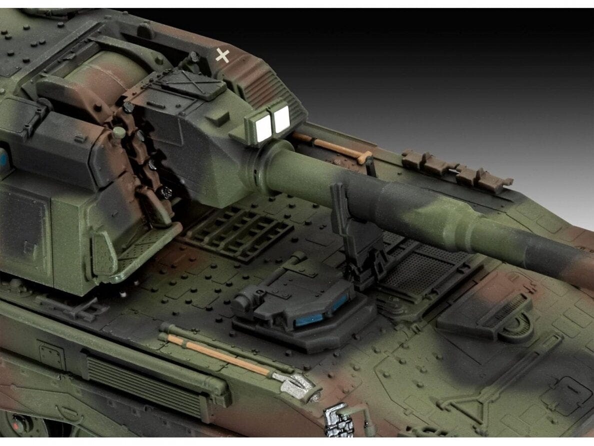 Baksas Surenkami modeliai Revell - Panzerhaubitze 2000