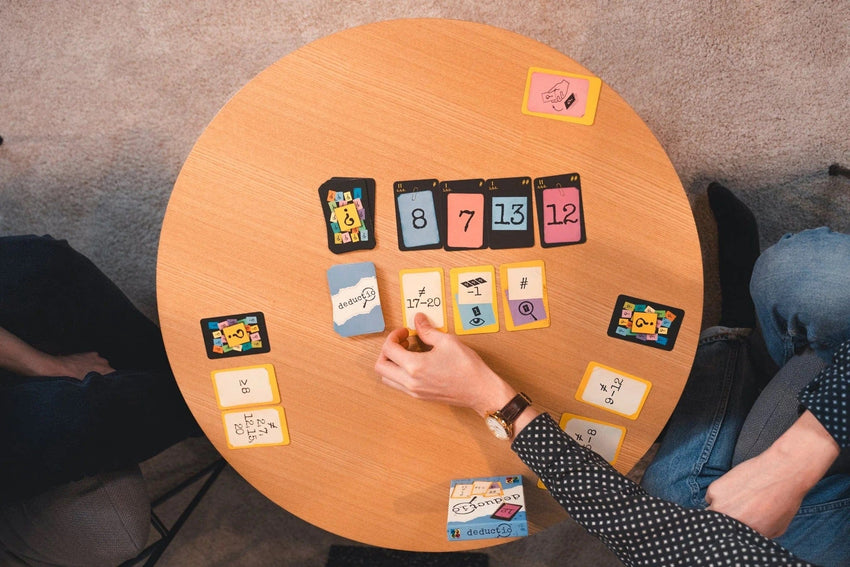 Brain Games LT Stalo žaidimai Deductio LT