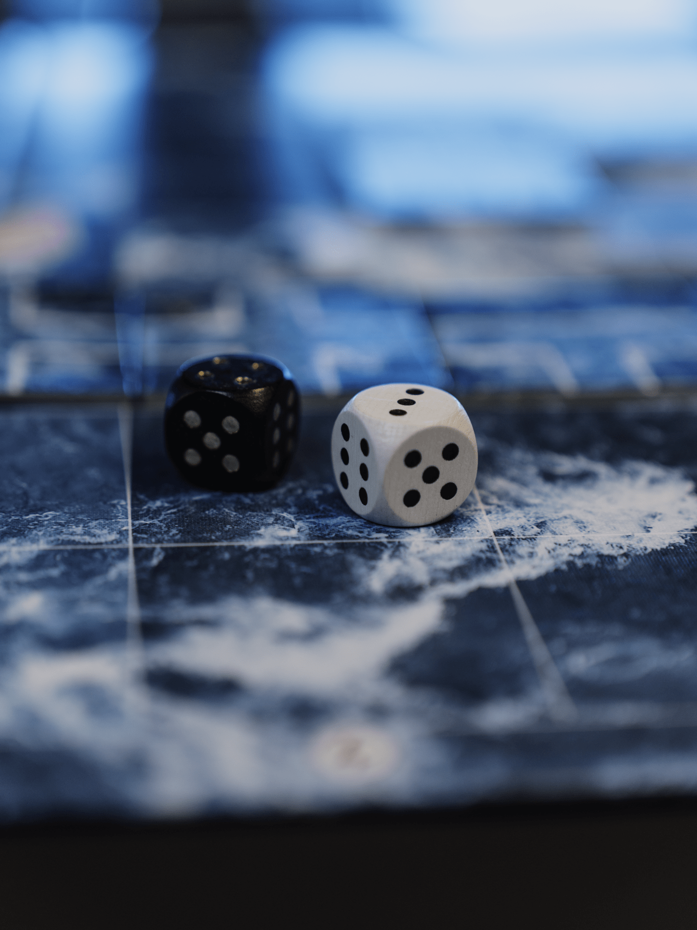 Brain Games LT Stalo žaidimai Flow