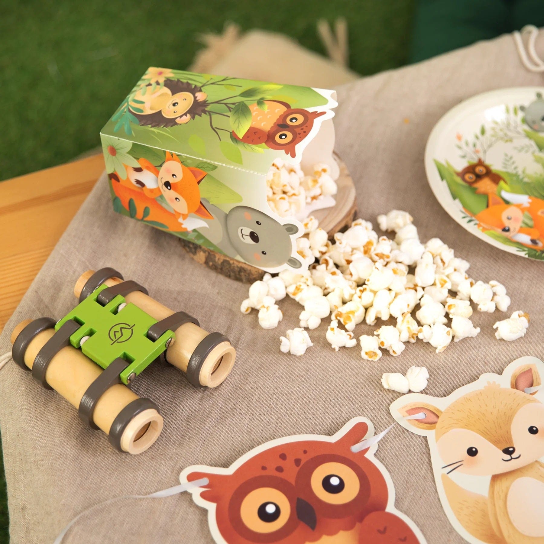 Godan Kita Spragintų kukurūzų dėžutė Miško draugai, 8,5x15cm 6 vnt.