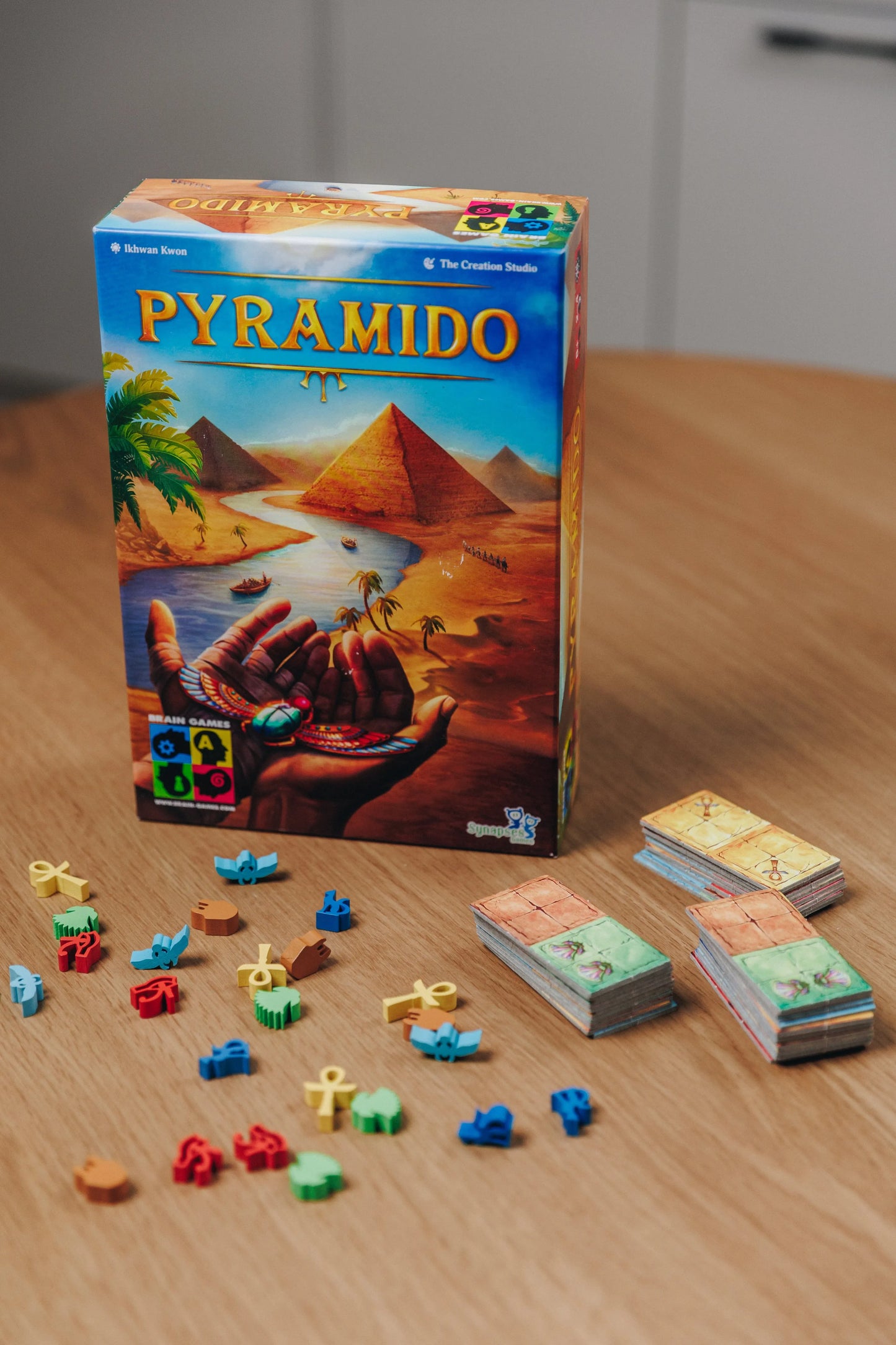 Pyramido-Stalo žaidimai-Brain Games LT