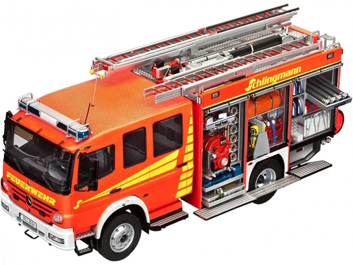 Baksas Surenkami modeliai Revell - Mercedes-Benz Atego 1529 AF Schlingmann LF20/16, 1/24