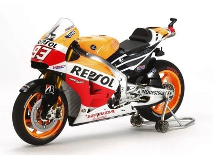 Tamiya - REPSOL Honda RC213V '14-Surenkami modeliai-Brain Games LT