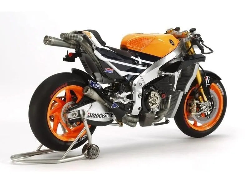 Tamiya - REPSOL Honda RC213V '14-Surenkami modeliai-Brain Games LT