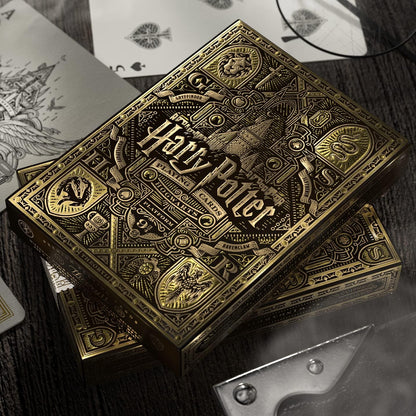 Vikintas Urniežius Klasikiniai žaidimai Harry Potter Hufflepuff kortos