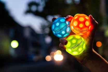 Waboba Lauko žaidimai Šviečiantis Waboba Moon Shine kamuoliukas