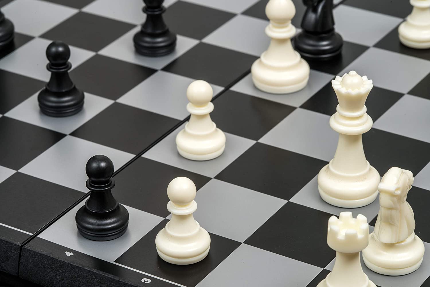 Philos Klasikiniai žaidimai Magnetiniai šachmatai 28mm (Philos 2737)